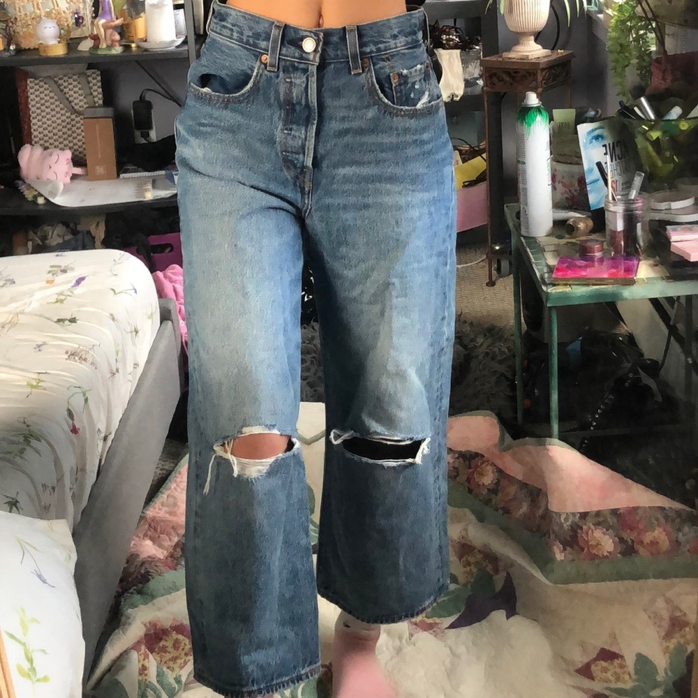Levi’s Super Wide Leg Medium Wash Denim Jeans